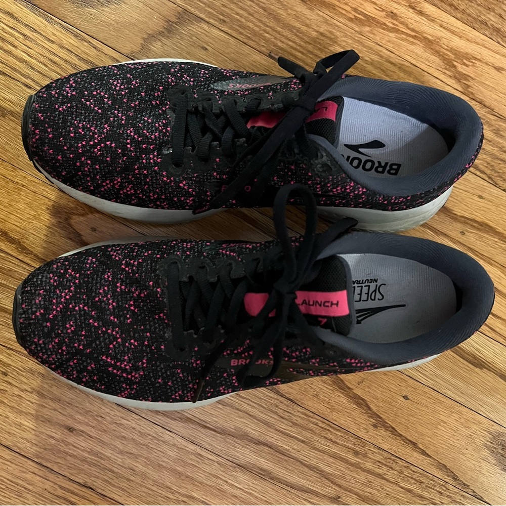 Brooks Launch 7